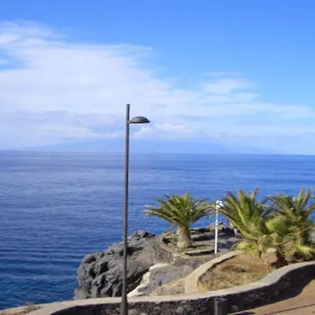 Camila. Private Heated Pool. Games Area * Callao Salvaje